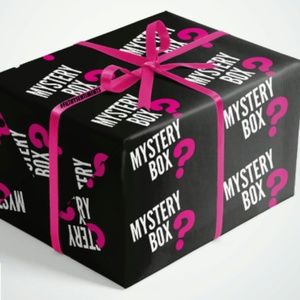 MYSTERY BOX WITH 5 ITEMS INSIDE!!!!